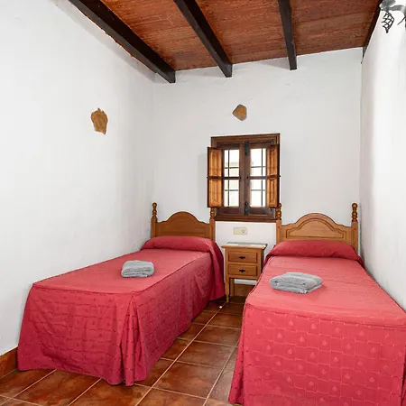 La Yegueriza Country house *